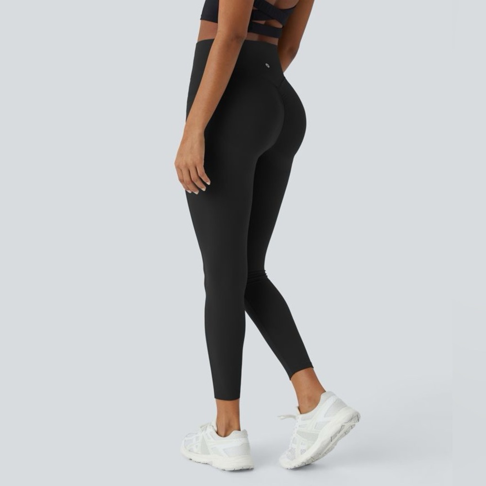 NEW Halara UltraSculpt™ High Waisted Scrunch Butt Lifting Leggings - size Small